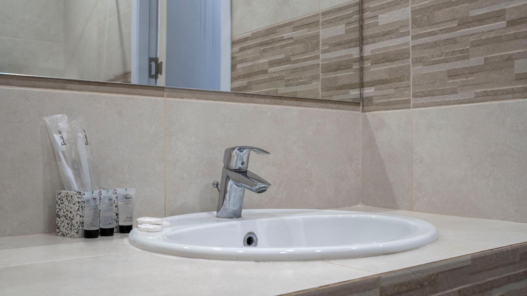 Cozy Apartment In The Heart Of Tbilisi Bagian luar foto