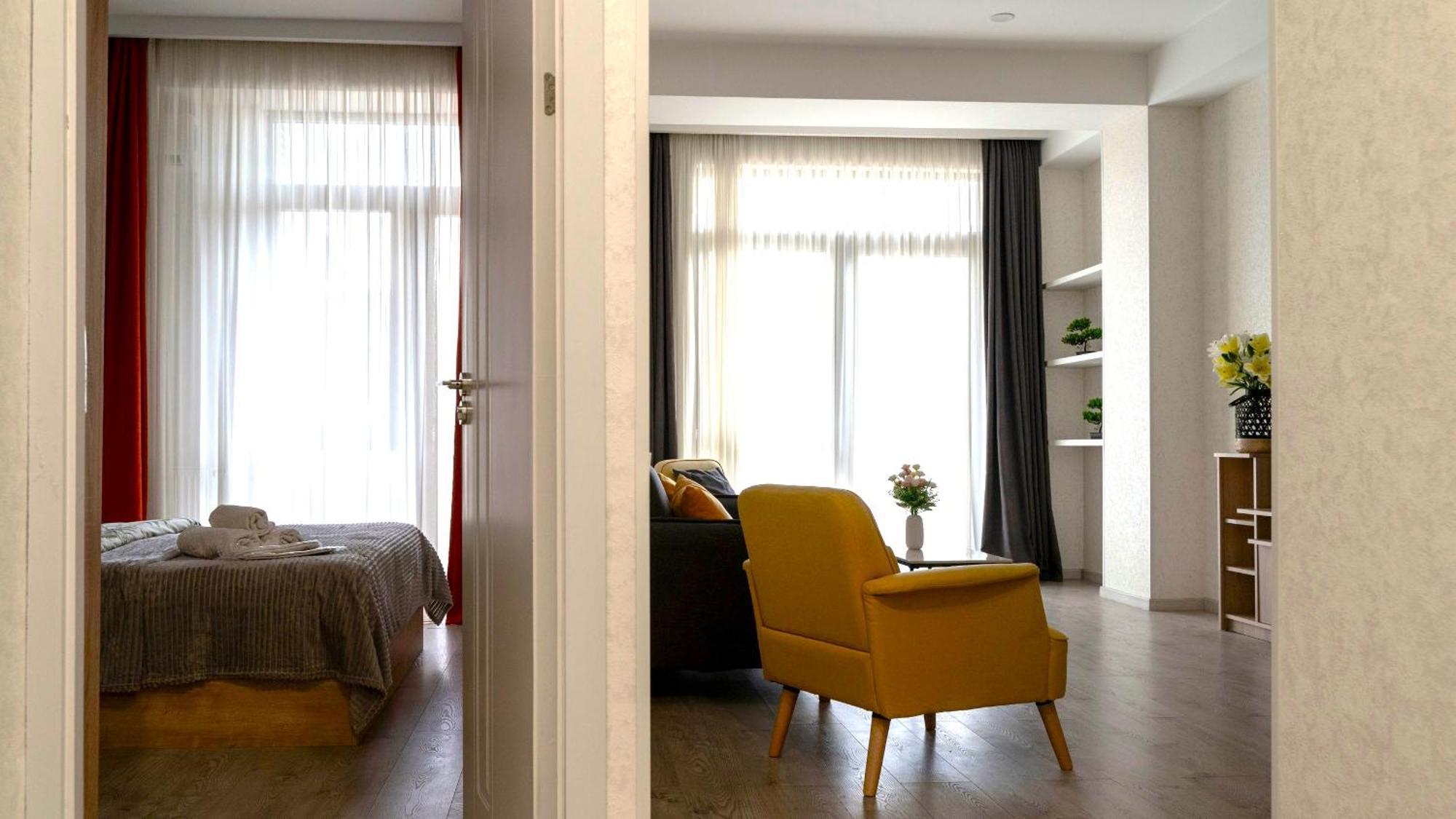 Cozy Apartment In The Heart Of Tbilisi Bagian luar foto